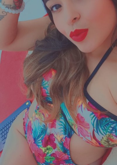 Milk_Party naked stripping on cam for live sex video chat