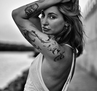Miss_Banana naked stripping on cam for live sex video chat