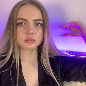 MollyJane__ naked before webcam in live porn chat