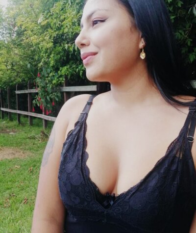 nati_cute naked stripping on cam for live sex video chat