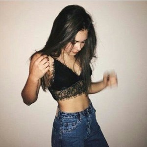 Pangana naked before webcam in live porn chat