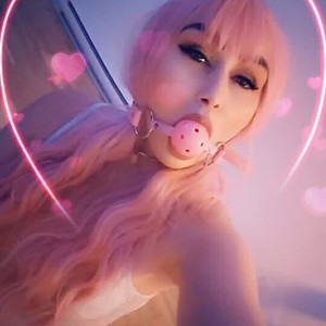 Perxxx666 naked before webcam in live porn chat