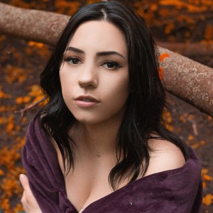RachelSpring naked before webcam in live porn chat