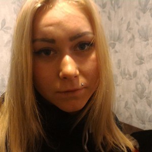 Ralbina naked before webcam in live porn chat