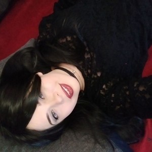 RoraLove naked before webcam in live porn chat