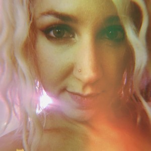 Ruby_Lua naked before webcam in live porn chat
