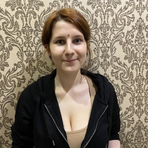 SadieMabel naked before webcam in live porn chat