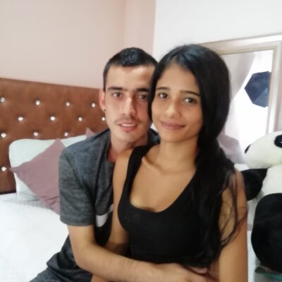 saraandjim naked stripping on cam for live sex video chat