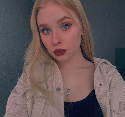 __serafima__ naked stripping on cam for live sex video chat