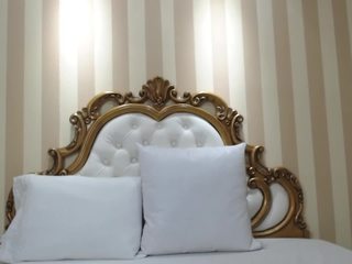sharonathens naked Live Sex Chat Room