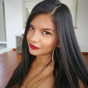 Shayo_96 naked before webcam in live porn chat