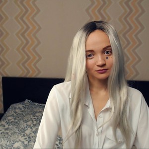 SophieDaletty naked before webcam in live porn chat