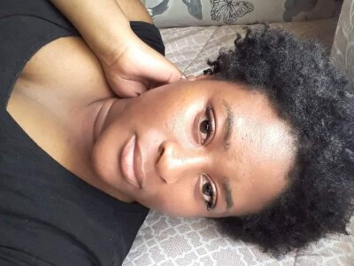 SpicyWetMandy naked stripping on cam for live sex video chat