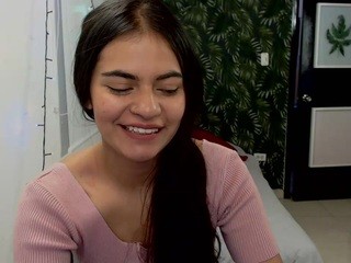 summer-one naked Live Sex Chat Room