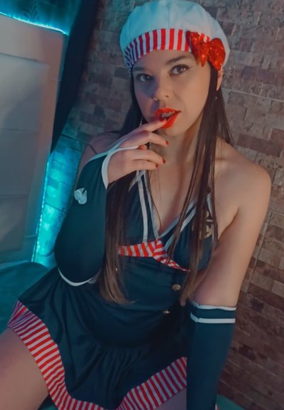 susantovar naked stripping on cam for live sex video chat