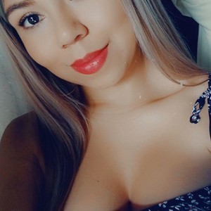 Sweet__Camila naked before webcam in live porn chat