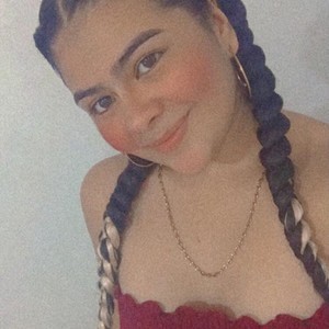 Vale_latin_19 naked before webcam in live porn chat