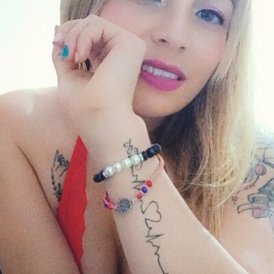 valery_28 naked stripping on cam for live sex video chat
