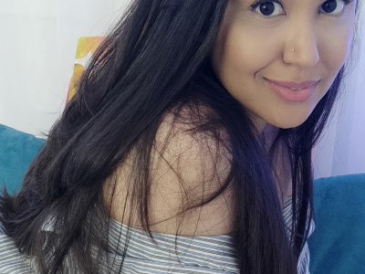 VenusIsLove_ naked stripping on cam for live sex video chat