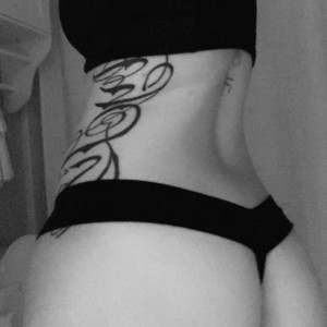 Vixeyyy naked before webcam in live porn chat