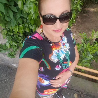 xxxhotmilfxxx naked stripping on cam for live sex video chat