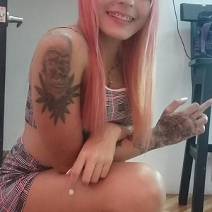 Aleja_10 naked before webcam in live porn chat