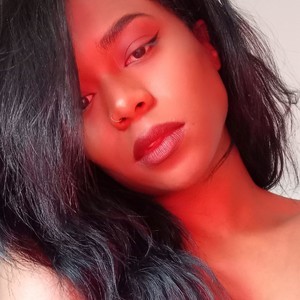 Alyha naked before webcam in live porn chat