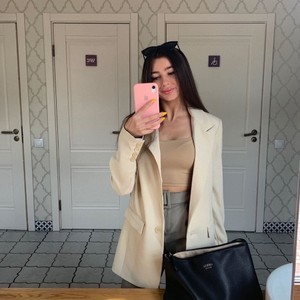 Amily__Rose naked before webcam in live porn chat