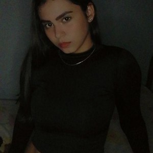 Celestte__ naked before webcam in live porn chat