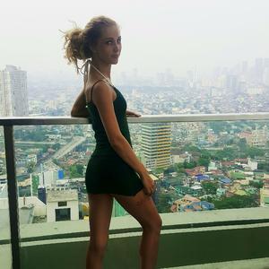 CherryChristy naked before webcam in live porn chat