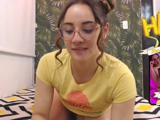 Criss naked Live Sex Chat Room