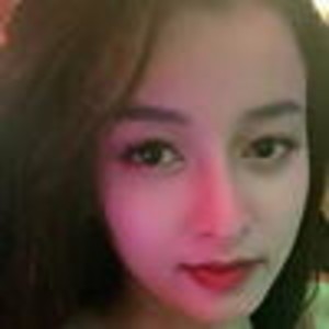 Cuttie_Mint naked before webcam in live porn chat