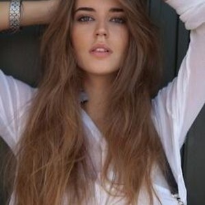 Debra_Harmon naked before webcam in live porn chat