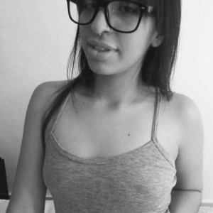 ElektraWhite naked before webcam in live porn chat