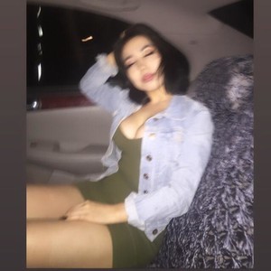 Haisury naked before webcam in live porn chat