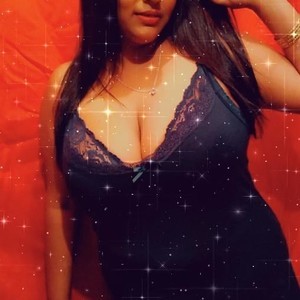 Indianrose1 naked before webcam in live porn chat