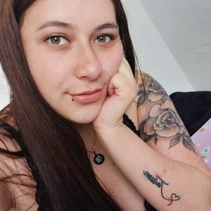 J_abril naked before webcam in live porn chat