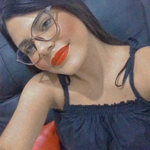 Mia_khalifa10 naked before webcam in live porn chat