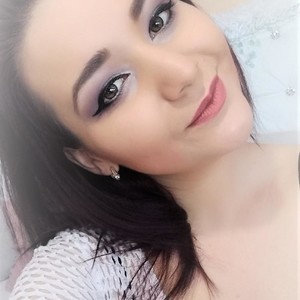 NatashaReidd naked before webcam in live porn chat