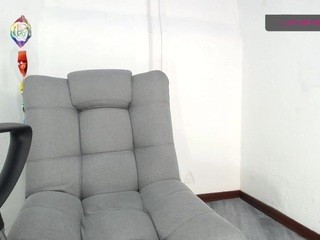 niirvana-1 naked Live Sex Chat Room