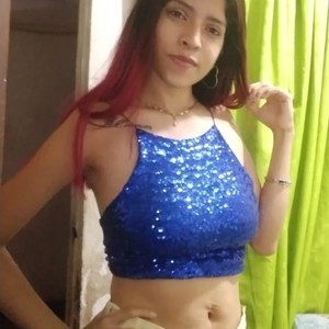 Nikole_james naked before webcam in live porn chat