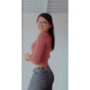 NyahMackenzie naked before webcam in live porn chat