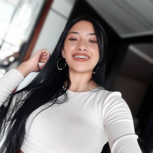 Rmilydark21 naked before webcam in live porn chat