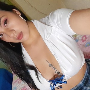 Sam_doggy naked before webcam in live porn chat