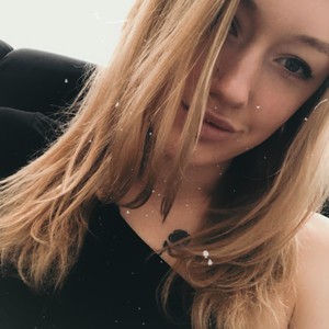 Sana_Betties naked before webcam in live porn chat
