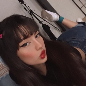 SarahGlass naked before webcam in live porn chat