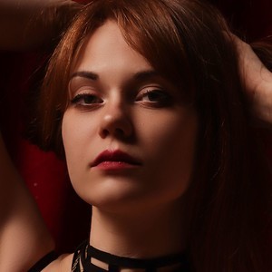 SashaShow naked before webcam in live porn chat