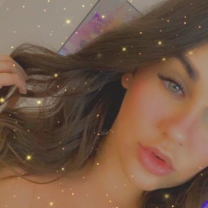 Scout naked before webcam in live porn chat