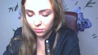 selena-meskill naked Live Sex Chat Room
