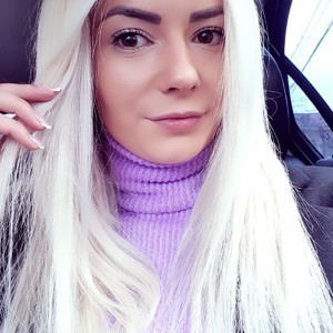 SoftPleasurex naked before webcam in live porn chat